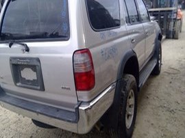1998 TOYOTA 4RUNNER SILVER SR5 3.4L,AT,4WD.  Z24893